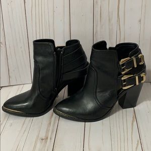 Gianni Bini Black Booties Sz. 6.5